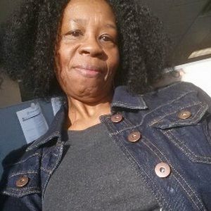 Meet your Posher, Adrienne